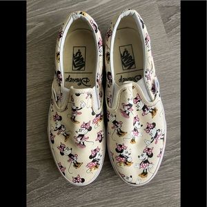 Vans Minnie Mouse canvas loafers